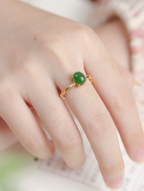 Cincin giok alami dari perak sterling 925, ukuran 6*8mm. Harga sudah termasuk ongkos kirim dan pajak.