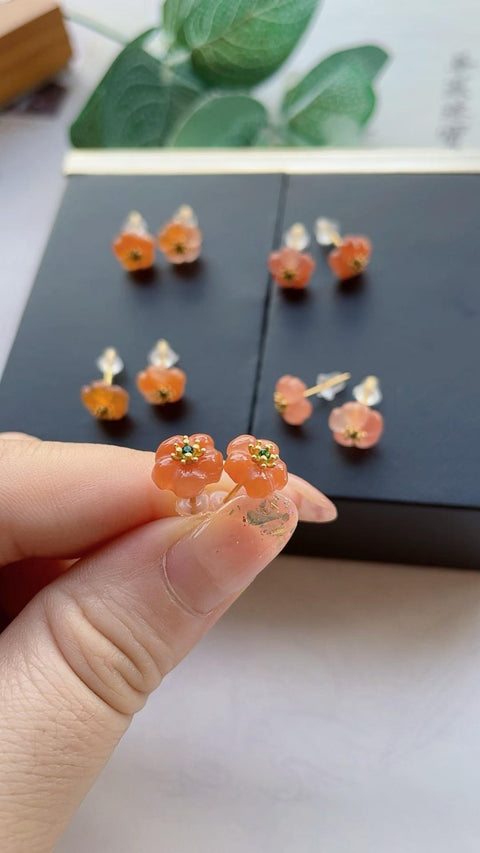 Anting-anting batu akik merah alami, tembus cahaya dan berkilau, gaya musim panas yang bersih dan menyegarkan, terbuat dari perak 925, ukuran 1,0 x 1,0, termasuk ongkos kirim dan pajak.