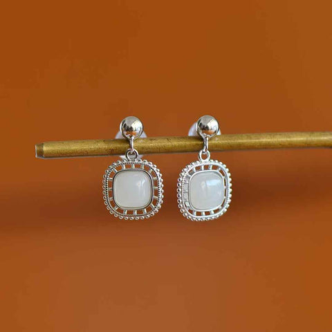 8547# Anting-anting persegi perak S925 bertatahkan giok Hetian (batu permata 6*6mm, termasuk ongkos kirim dan pajak).