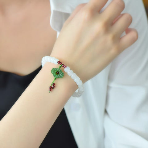 10664# Gelang giok putih Hetian bahan Qinghai motif awan keberuntungan dan ruyi, 6*7m, jasper motif awan keberuntungan dan ruyi, garnet, termasuk ongkos kirim dan pajak.