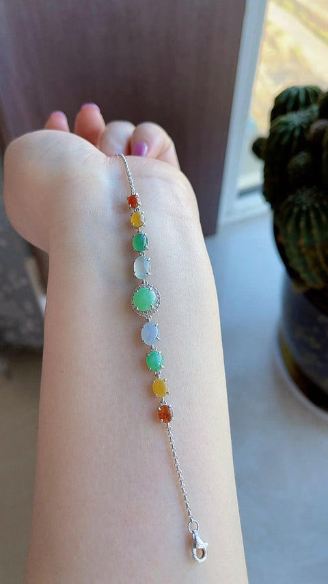Gelang giok alami, material tambang lama, tekstur halus dan hangat, warna permen yang indah, dipasang pada perak 925, nilai uang yang sangat baik, ukuran batu permata 5 x 6, termasuk ongkos kirim dan pajak.