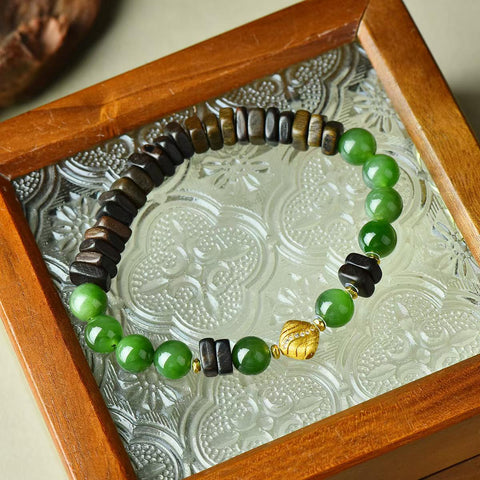 3413# Giok Hetian dipadukan dengan gelang kubus perak S925 8mm. Termasuk ongkos kirim dan pajak.
