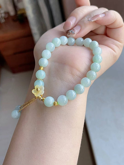 Gelang giok alami, material tambang lama, diameter 8mm. Harga sudah termasuk ongkos kirim dan pajak.