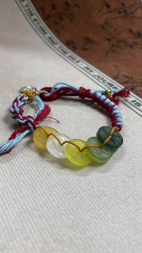 Gelang Panchan: Gelang Lima Koin Kaisar Giok Xiuyan yang Indah untuk keberuntungan, keselamatan, dan kekayaan. Cocok untuk pria dan wanita. Ukuran: 14mm. Harga sudah termasuk ongkos kirim dan pajak.