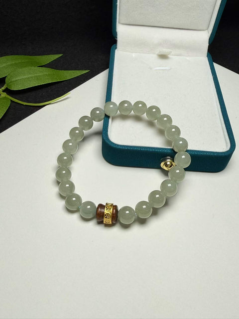 Gelang giok Hetian Qiemo biru dengan warna biru keabu-abuan berkualitas tinggi. Ukuran: sekitar 8mm. Harga sudah termasuk ongkos kirim dan pajak.
