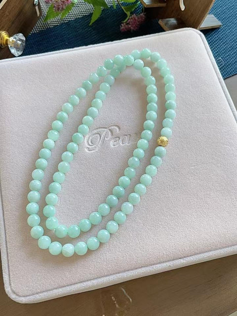 Rantai giok alami, material tambang lama, tembus pandang yang sangat baik, tekstur halus, warna dasar hijau kacang. Cocok untuk gelang dan rantai sweater. Ukuran: 8mm. Harga sudah termasuk ongkos kirim dan pajak.