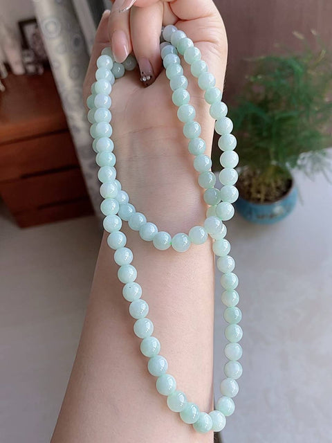 Rantai giok alami, material tambang lama, tembus pandang yang sangat baik, tekstur halus, warna dasar hijau kacang. Cocok untuk gelang dan rantai sweater. Ukuran: 8mm. Harga sudah termasuk ongkos kirim dan pajak.
