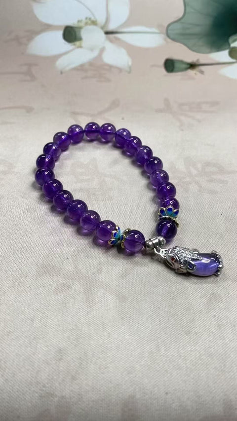 Gelang untai tunggal amethyst alami Brasil kualitas terbaik, warna luar biasa, sekitar 8mm, dipadukan dengan aksesoris yang indah, termasuk ongkos kirim dan pajak.