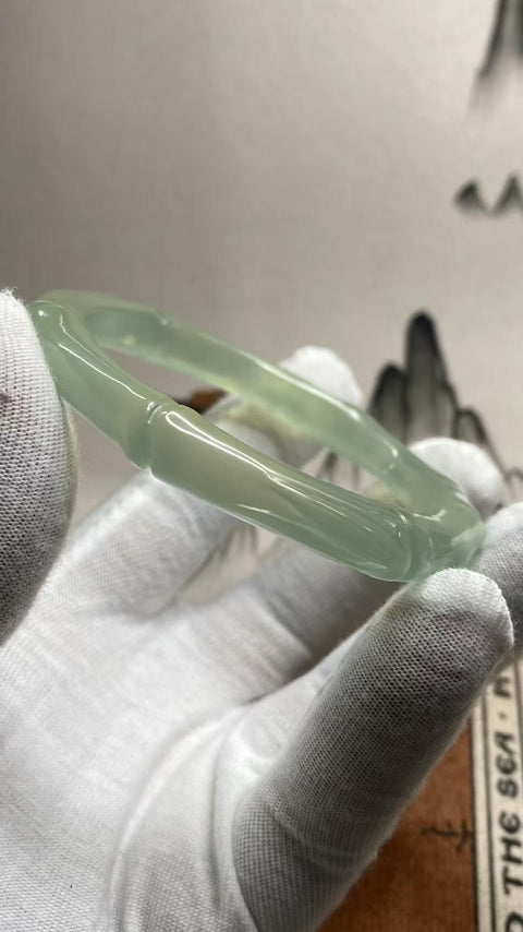 Bambu Membawa Kedamaian dan Kemakmuran: Gelang Ukir Giok Xiuyan Hijau Es yang Indah - Meningkat Selangkah demi Selangkah, Diameter Dalam: 60mm, Ketebalan Gelang: 10mm, Batu Alam, Semua Terbentuk Secara Alami, Termasuk Ongkos Kirim dan Pajak.