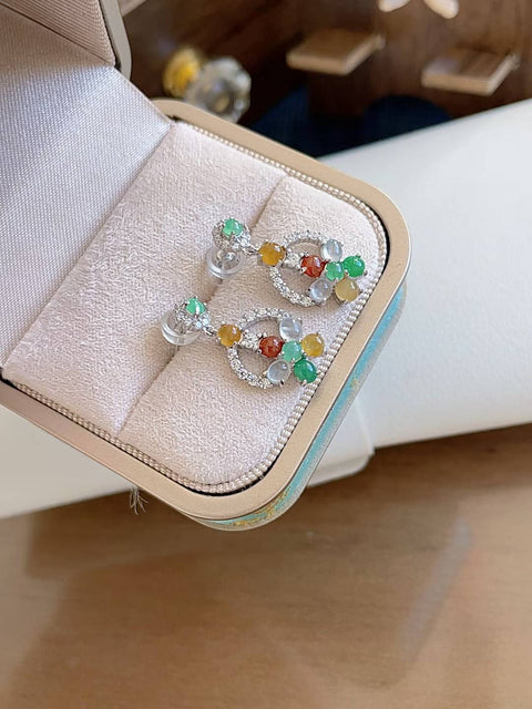 Anting-anting giok alami, terbuat dari material tambang lama, sangat tembus cahaya, dipasang pada perak 925, nilai yang luar biasa untuk uang Anda. Ongkos kirim dan pajak sudah termasuk.