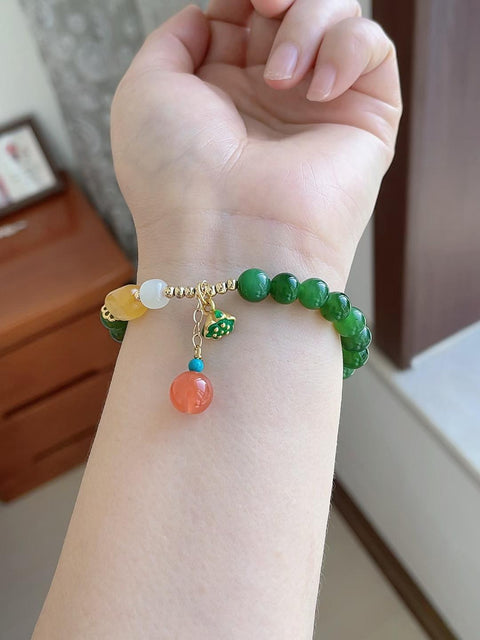 Gelang giok alami, dipadukan dengan amber dan akik merah, diameter 8mm, harga sudah termasuk ongkos kirim dan pajak.