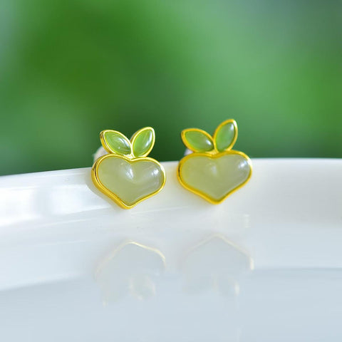 5879Q-2# Anting-anting perak sterling S925 bertatahkan giok Hetian dari Qinghai, berbentuk hati dengan aksen putih dan hijau. Ukuran 6 x 9 cm. Termasuk ongkos kirim dan pajak.