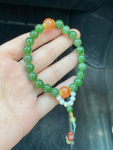 Gelang giok Hetian, penawaran spesial! Termasuk manik-manik akik merah. Ukuran: 8mm. Tampilan elegan dan mewah. Termasuk ongkos kirim dan pajak.