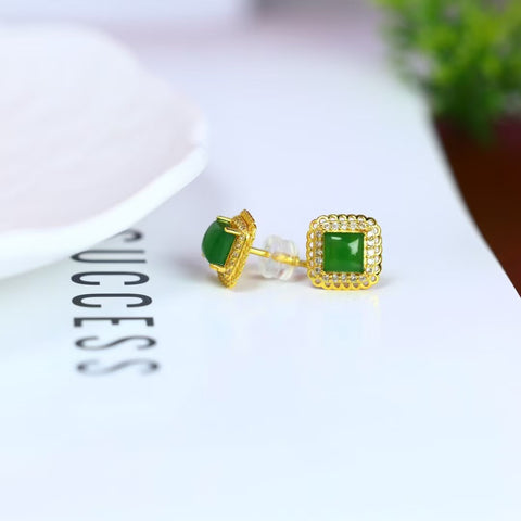 12704-2# Anting-anting persegi perak S925 bertatahkan giok Hetian (jadeit): 5 x 5 cm. Termasuk ongkos kirim dan pajak.