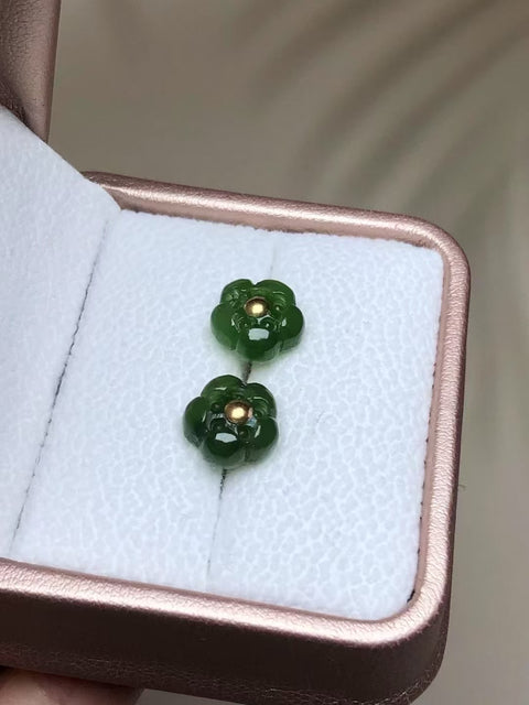 Anting Pejantan Bunga Jasper Alami dalam Pengaturan Emas 18k Ukuran 10 * 6mm Giok halus dan hangat, gaya yang indah, sudah termasuk ongkos kirim dan pajak.