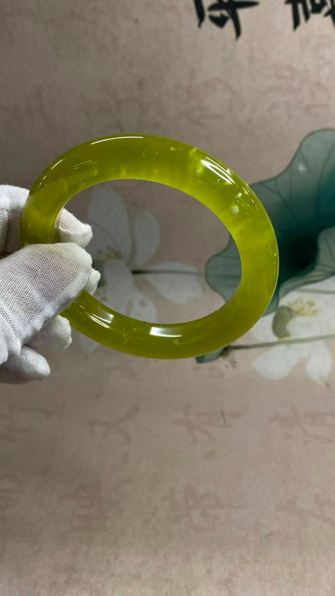 Gelang hijau es giok Xiuyan yang indah, bunga es alami, kenakan kecantikan alami, diameter dalam: 58, lebar tepi 12mm, batu alam dihasilkan secara alami, polanya acak, termasuk pajak pengiriman