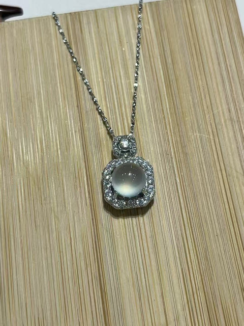 Kalung Giok Alami dari 925 Perak; Ukuran 8mm Giok halus dan hangat Termasuk pajak pengiriman.