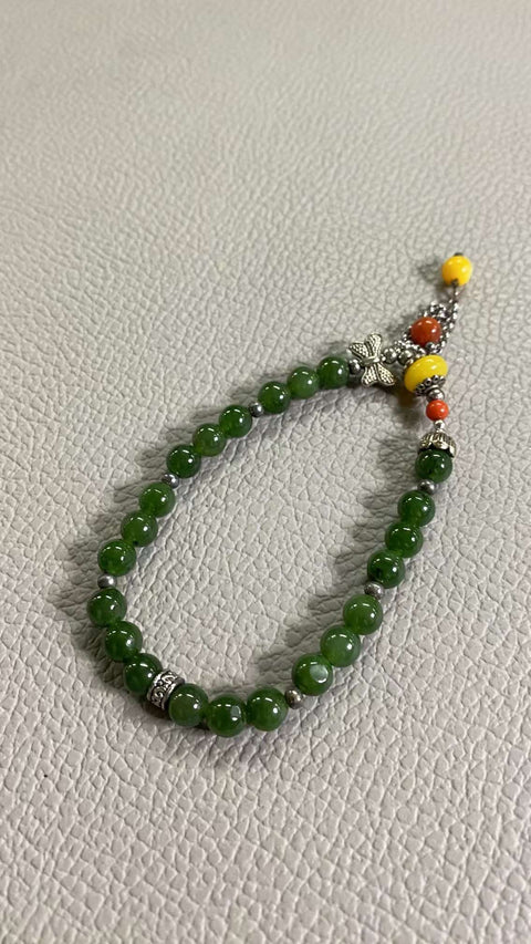 Gelang Jasper Halus dengan Aksesoris Ukuran 6mm Giok bersih, halus dan hangat Sudah termasuk pajak pengiriman.