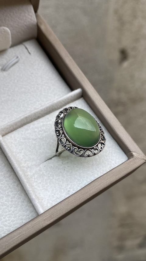 Cincin giok Xiuyan yang indah dengan warna hijau pekat 💍, Rangka perak 925, ukuran dapat disesuaikan, Ukuran batu : 13 x 18mm, gratis ongkos kirim dan pajak.