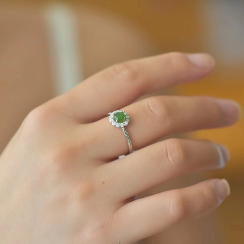 Cincin Telur Bulat Giok Hetian Giok bersih dan halus Gaya baru dan apik Sudah termasuk pajak pengiriman