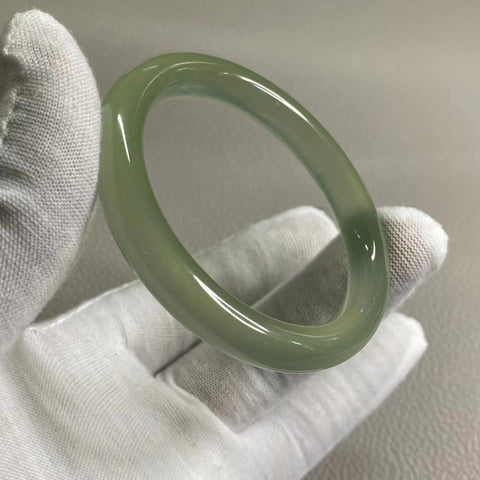 Gelang Giok Cui Alami & Gelang Halus Giok & nbsp; Ukuran 51-53mm Ukuran 52.7mm Lebar Sisi 9.1mm Giok terjadi secara alami Pola acak Termasuk Pajak Pengiriman