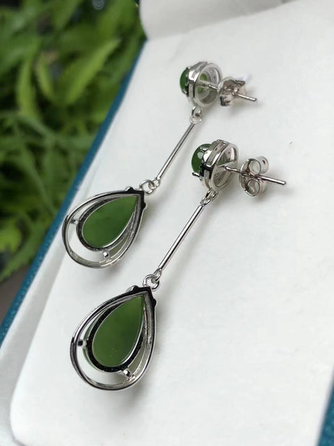 Anting Giok Giok Hetian Jade Alami yang terbuat dari perak 925 Ukuran 14 * 8mm Giok bersih dan halus Gaya sangat indah sudah termasuk pajak pengiriman