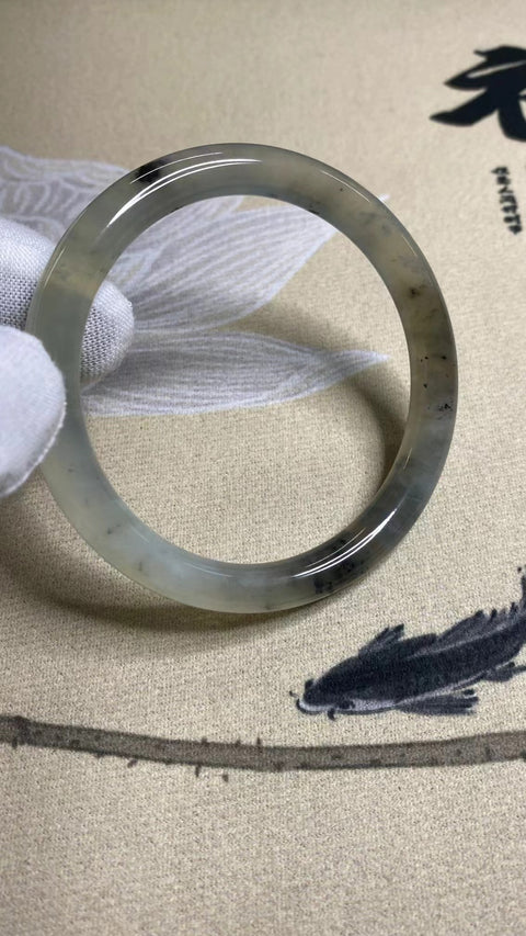 Gelang Tinta Es Tinta Giok Cui Giok Abu-abu Ukuran 55-57mm Ukuran 56.3mm Lebar Sisi 7.5mm Giok semuanya terjadi secara alami Pola acak termasuk pajak pengiriman