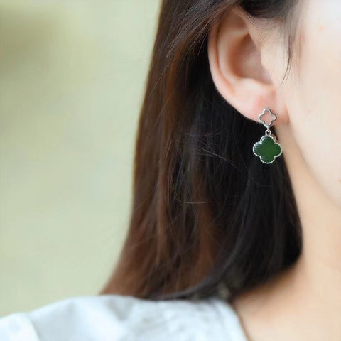 Anting Pejantan Jasper Alami Ukuran 10 * 10mm Gaya indah dan murah hati, gioknya halus dan hangat, dan desainnya unik, termasuk pajak pengiriman.