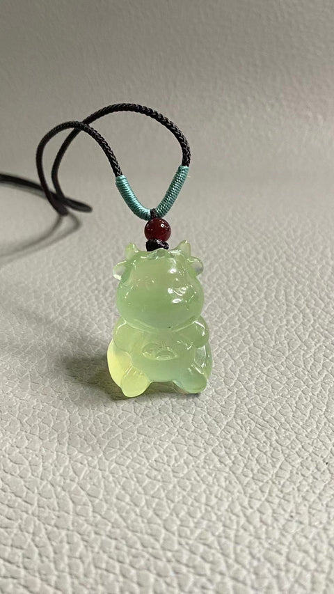 Liontin Betis Kartun Giok Cui Giok Alami Ukuran 29 * 20.8mm Giok bersih, halus dan hangat Termasuk pajak pengiriman