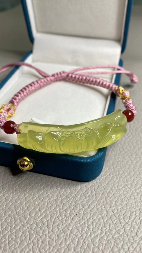 Gelang Giok Alami Ukuran 50 * 12.8mm Gaya Ukiran Tangan yang Dapat Disesuaikan Termasuk pajak pengiriman.