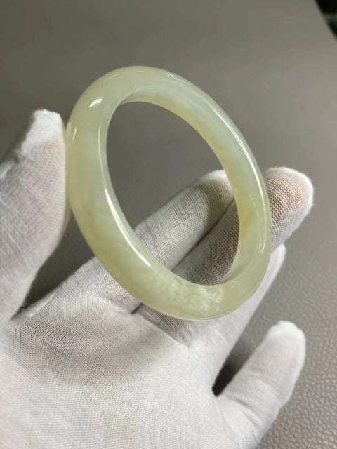 Gelang Bunga Terapung Giok Cui Giok Alami Ukuran 54-56mm Ukuran 55.5mm Lebar 11mm Gaya Ukiran Tangan Seperti Asli