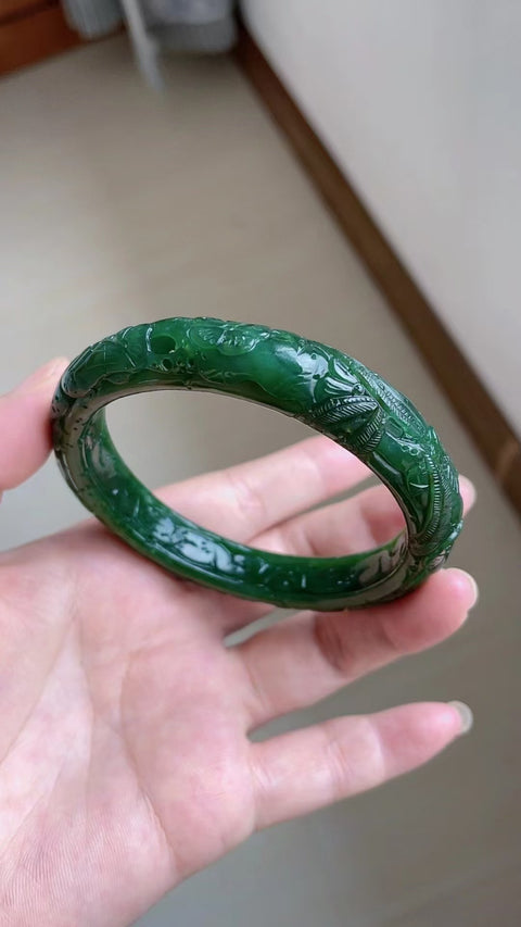 Gelang Bunga Berukir Jasper Alami Bahan Pit Tua Bahan Bawah Warna Hangat Halus Warna Hangat Indah Ukuran 60mm & nbsp;Giok adalah Pola yang terjadi secara alami Acak Termasuk Pajak Pengiriman