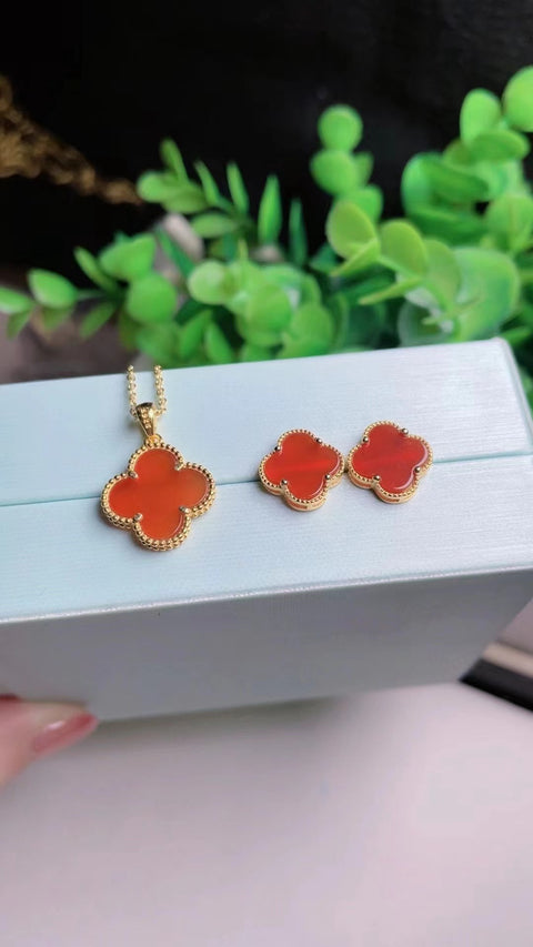 Batu akik merah alami yang diikat dengan perak 925 Kalung 15*15 Anting-anting 12*12 Sudah termasuk pajak pengiriman