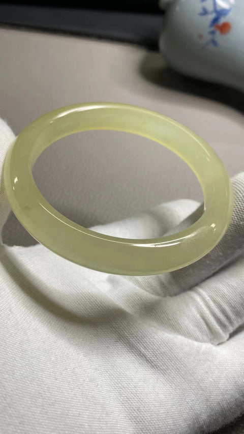 Gelang Tinta Es Giok Cui Giok Alami Ukuran 59-61mm Ukuran 60.3mm Lebar Sisi 11.2mm Giok semuanya terjadi secara alami Pola adalah acak Termasuk Pajak Pengiriman