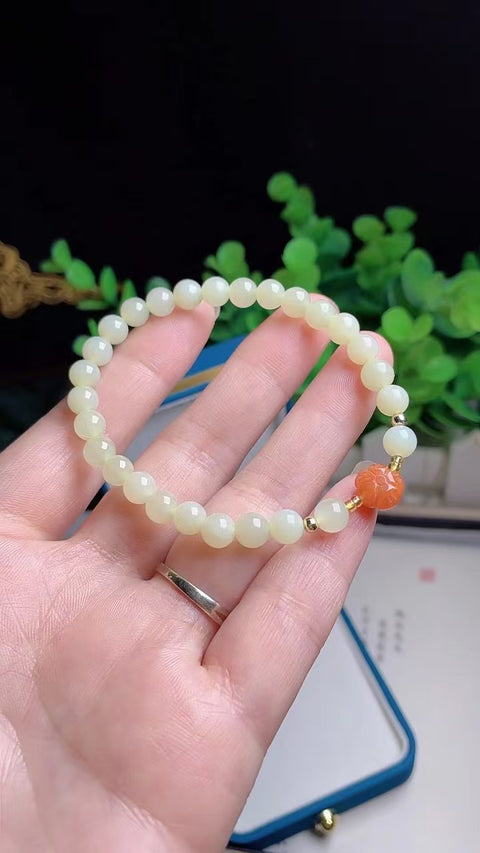 Gelang Giok Hetian Alami Bahan batu giok tua yang halus dan hangat Ukuran 0,6 cm Sudah termasuk pajak pengiriman