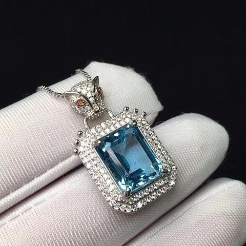 Kalung Topaz Ukuran 12 * 10mm Ditetapkan dalam Gaya 925 perak Termasuk pajak pengiriman