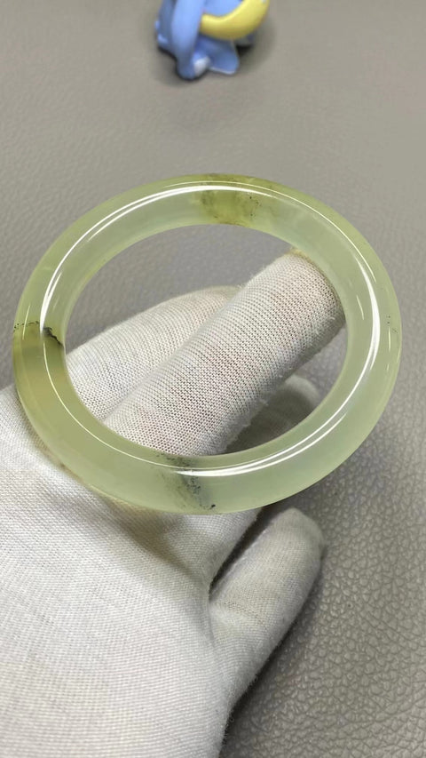 Gelang Garis Putaran Warna Musim Semi Giok Cui Giok Alami Ukuran 55-57mm Ukuran 56.6mm Lebar Sisi 10.9mm Giok terjadi secara alami Pola acak Pajak Pengiriman Termasuk