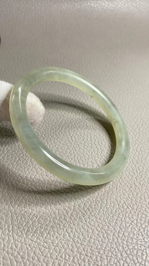 Gelang Garis Kecantikan Giok Cui Fine Jade Ukuran 58.4mm, Penawaran Khusus Giok ini bersih dan halus; Giok ini terbentuk secara alami Pola-polanya acak Termasuk ongkos kirim dan pajak