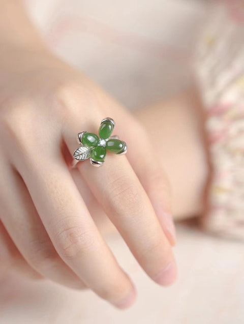 Cincin batu giok alami yang terbuat dari perak 925, bersih, halus, dan hangat Gaya Giok Desain unik Termasuk pajak pengiriman