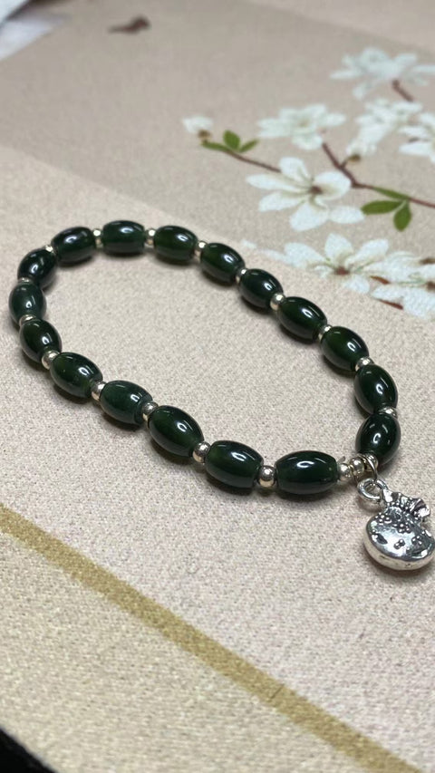 Gelang Hijau Penuh Giok Cui Giok Alami dengan Aksesori Ukuran 6 * 8mm Sudah termasuk pajak pengiriman.