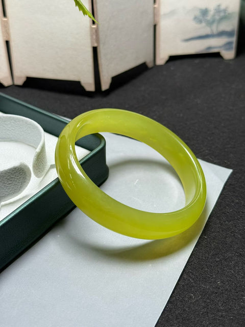Gelang "Kedamaian" giok Xiuyan alami dan giok emas - menarik kekayaan dan menangkal kejahatan.  Diameter 60×14,6×7mm, Semua batu terbentuk secara alami. gratis pengiriman dan pajak.