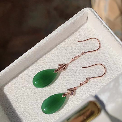 Anting Wabi Jasper Alami Pengaturan emas 18 karat yang sederhana dan bergaya Warna yang indah Pengerjaan dua sisi Ukuran 10 * 17mm Sudah termasuk pajak pengiriman