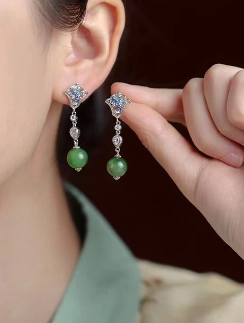 Anting-anting enamel manik-manik bundar giok alami yang terbuat dari giok perak 925 yang bersih, halus, dan hangat Termasuk ongkos kirim dan pajak