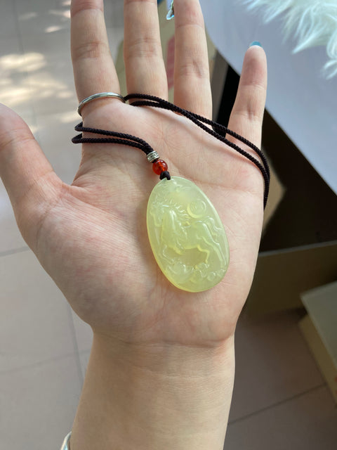 Liontin Kuda Giok Cui Giok alami bersih, halus dan hangat Ukuran 23,4 * 39,6 mm Termasuk ongkos kirim dan pajak.