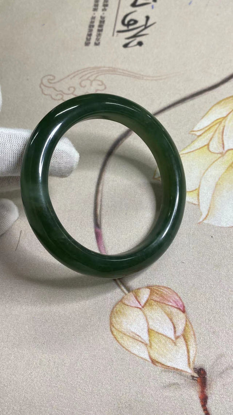 Gelang Hijau Penuh Giok Cui Cui Ukuran 58-60mm Ukuran 59.7mm Lebar Sisi 11.8mm & nbsp; Giok terjadi secara alami Pola acak Termasuk Pajak Pengiriman