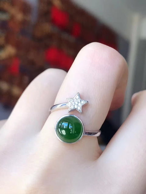 Cincin Bintang Jasper Alami yang terbuat dari perak 925 Ukuran 8mm Giok bersih, halus dan hangat; Gayanya sederhana dan bergaya; Bahannya memiliki warna yang sangat bagus; Sudah termasuk ongkos kirim dan pajak.