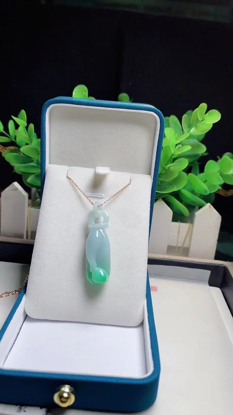 Kalung Tangan Buddha Putih Jadeite Alami Bahan Pit Tua Ukuran Bawah Halus dan Hangat 4.0 * 1.3cm Termasuk Pajak Pengiriman
