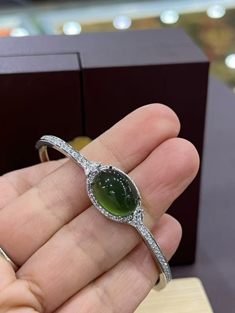 Gelang Giok Alami 925 hias perak Ukuran 14 * 10,5 mm Gaya: Giok yang indah Sudah termasuk ongkos kirim dan pajak.