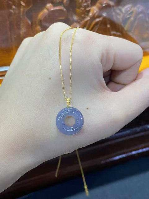 Kalung Donat Ungu Smokey Jade Hotan Alami Ukuran 15mm Rantai Perak GRATIS Set Emas 18k Sudah termasuk pajak pengiriman.