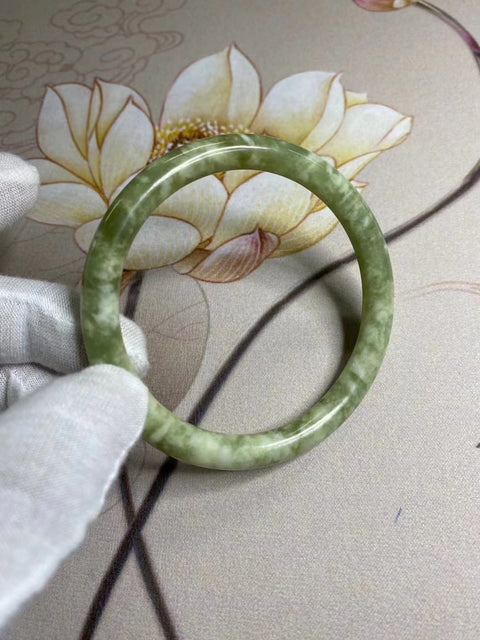 Gelang Gelang Kecantikan Gelang Giok Cui Giok Alami Ukuran 61-63mm Ukuran 62.8mm Harga per detik Giok semuanya terjadi secara alami Pola acak Termasuk ongkos kirim dan pajak